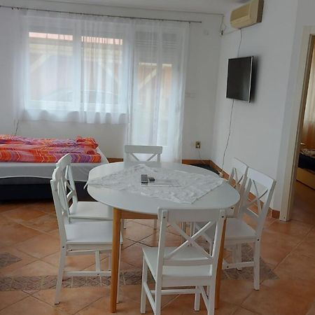 David Apartman Gyula Phòng bức ảnh