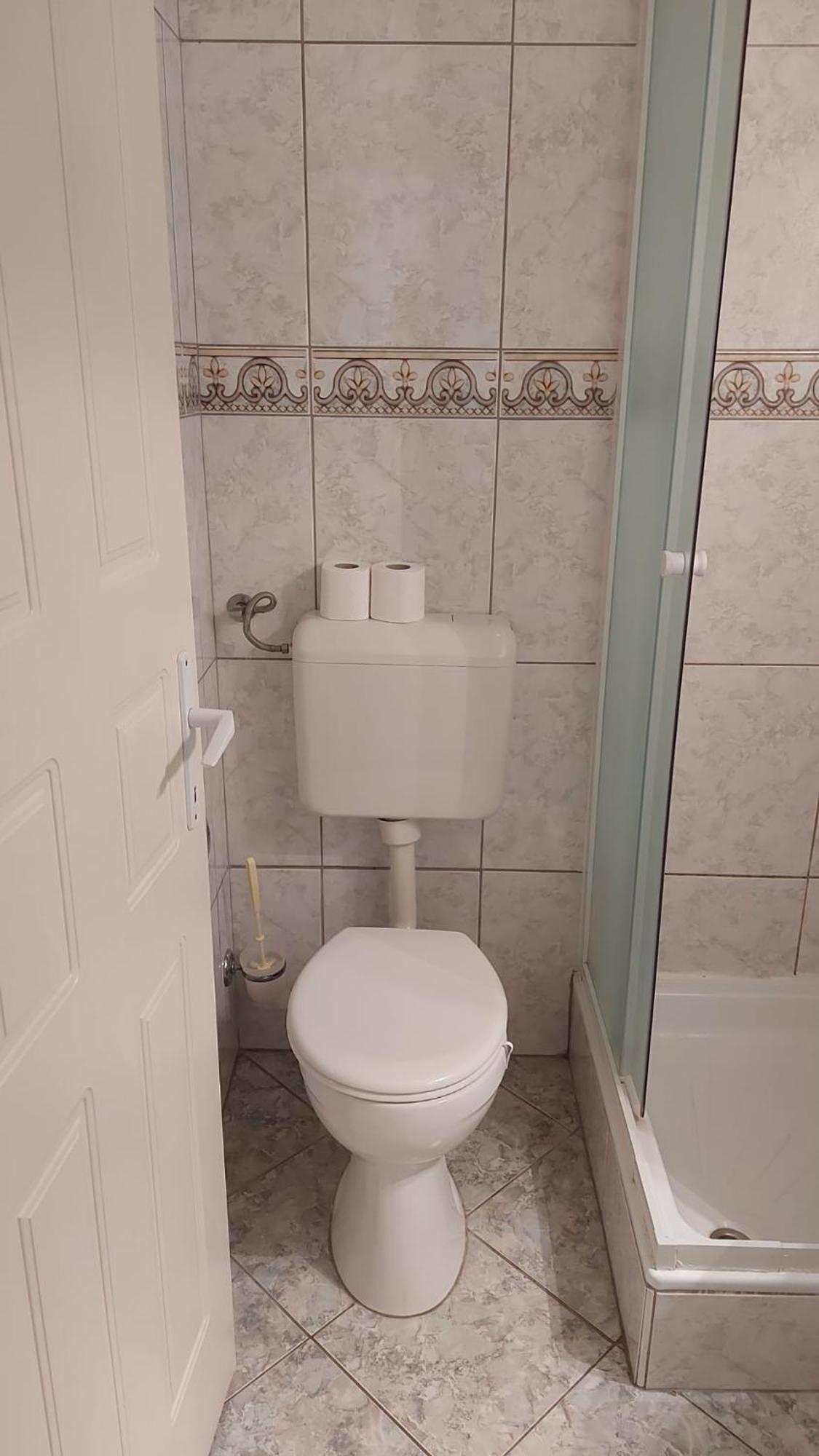 David Apartman Gyula Phòng bức ảnh